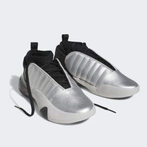 Harden Volume 7 Basketball Shoes Adidas - size 7 men’s